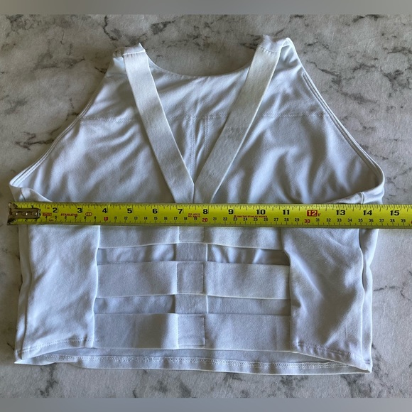 Forever 21 white crop top cage straps in back! - Picture 5 of 6